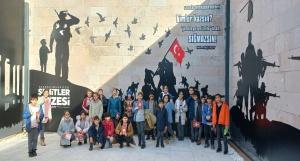 Okulumuz öğrencileri, Aksaray Belediyesi Şehitler Müzesini ziyaret etti.